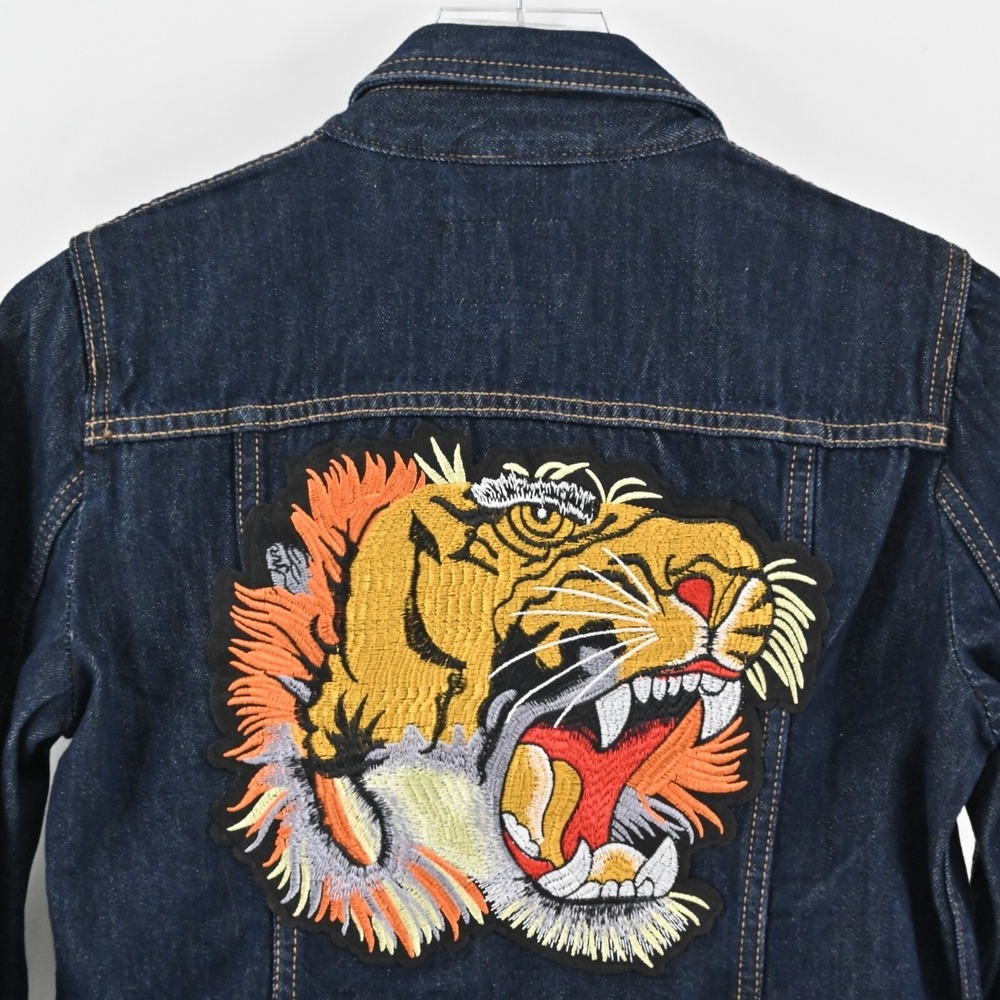 Banana Republic Embroidered Tiger Jean Jacket Womens Size XS Denim Button Patch - Picture 11 of 12